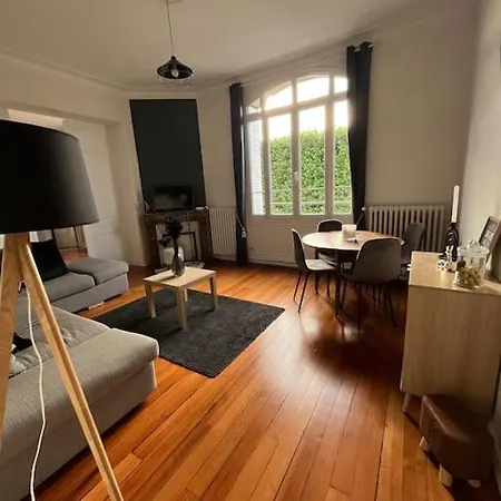 Superbe Bord De Oise Et Centre Appartement